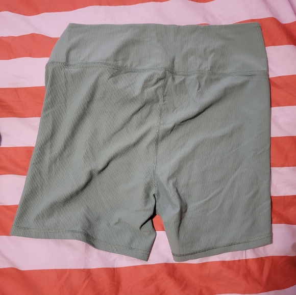 BUNDLE OF 4 - old navy 2x biker shorts - Picture 8 of 12